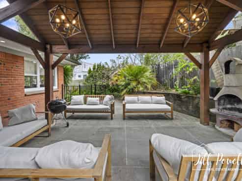 2 Bickerstaffe Road, Maungaturoto