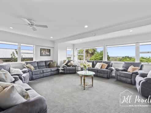 2 Bickerstaffe Road, Maungaturoto