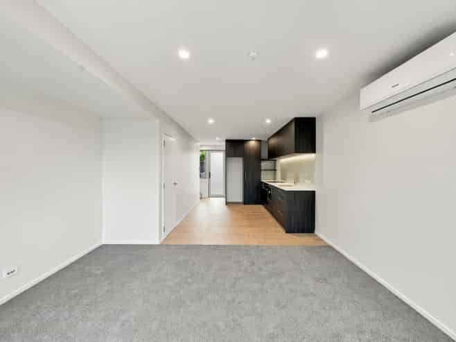 2/139 St Albans Street, Saint Albans