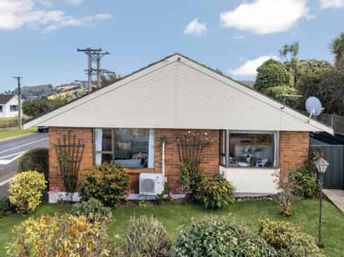 1 Highgate, Belleknowes