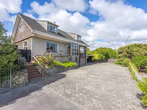 65 Lupin Road, Otaki