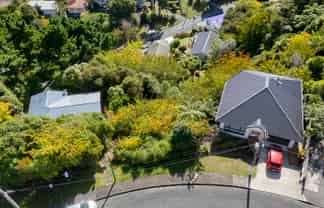 8 Castle Crescent, Stokes Valley