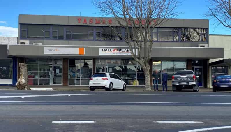 288-290 Oxford Street, Levin