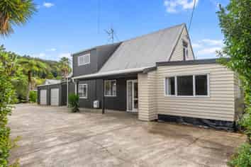 54 Clark Road, KAMO