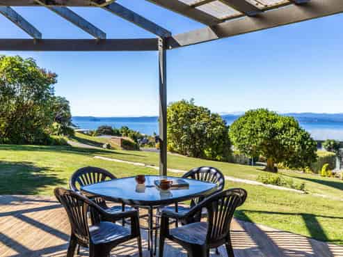 39 Hinekapi Terrace, Whareroa