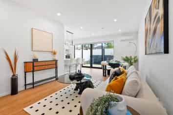 7D Cleland Crescent, Blockhouse Bay