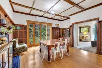 353 Devon Street West, Lynmouth