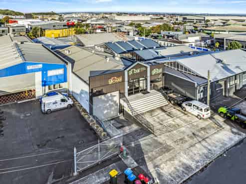 Onehunga Industrial – Must Be Sold