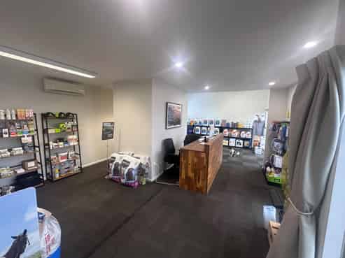 To Lease - 111 Main Road Makaraka.