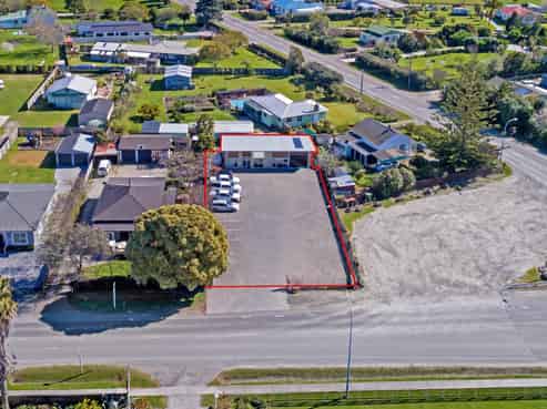 To Lease - 111 Main Road Makaraka.