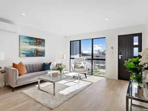 33b Arran Road, Browns Bay