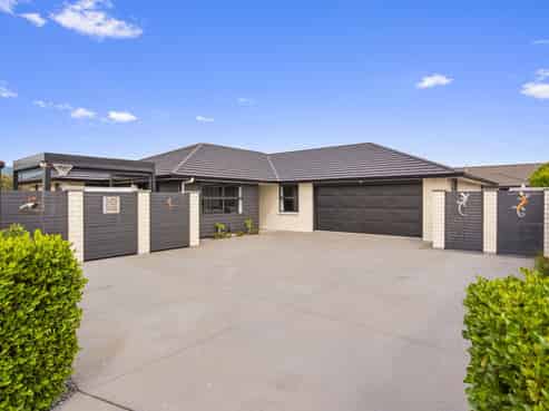 47 San Priamo Place, Paraparaumu Beach