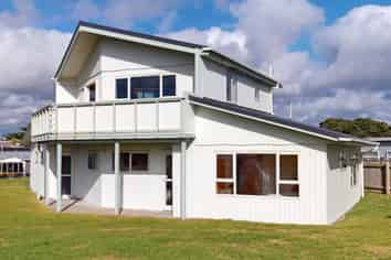 121 Rua Avenue, Waitarere Beach