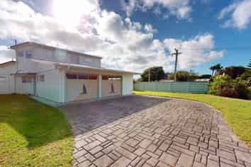 121 Rua Avenue, Waitarere Beach