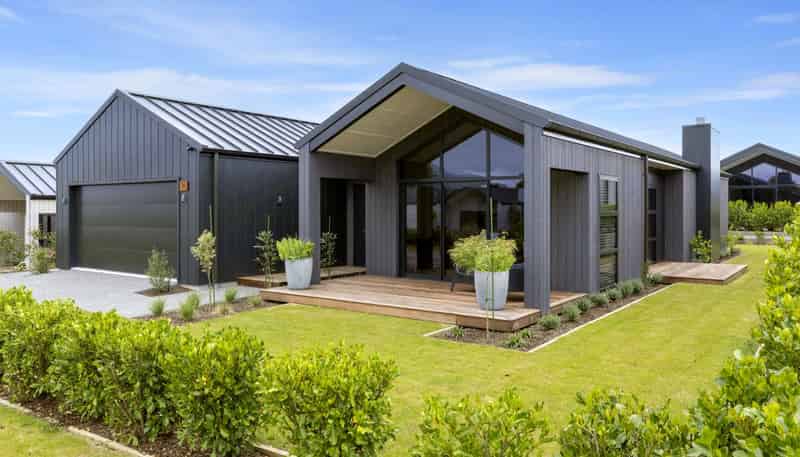 9 Sorrento Drive, Rangatira Park