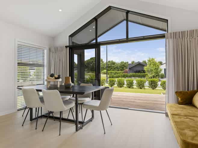 9 Sorrento Drive, Rangatira Park