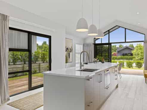 9 Sorrento Drive, Rangatira Park
