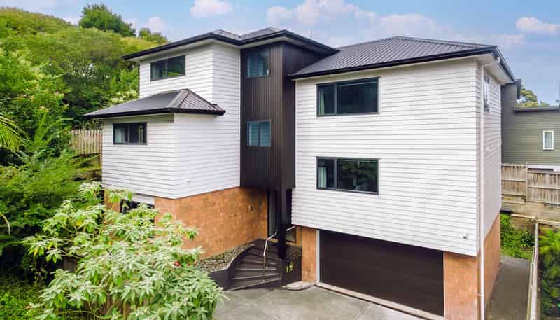 33d Wairau Road, Forrest Hill