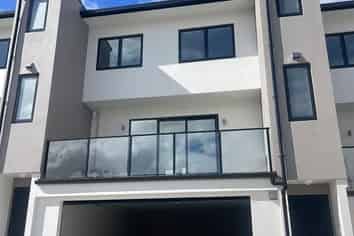 1 Lemon Tree Lane, Flat Bush
