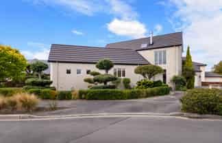 9 Evergreen Place, Parklands