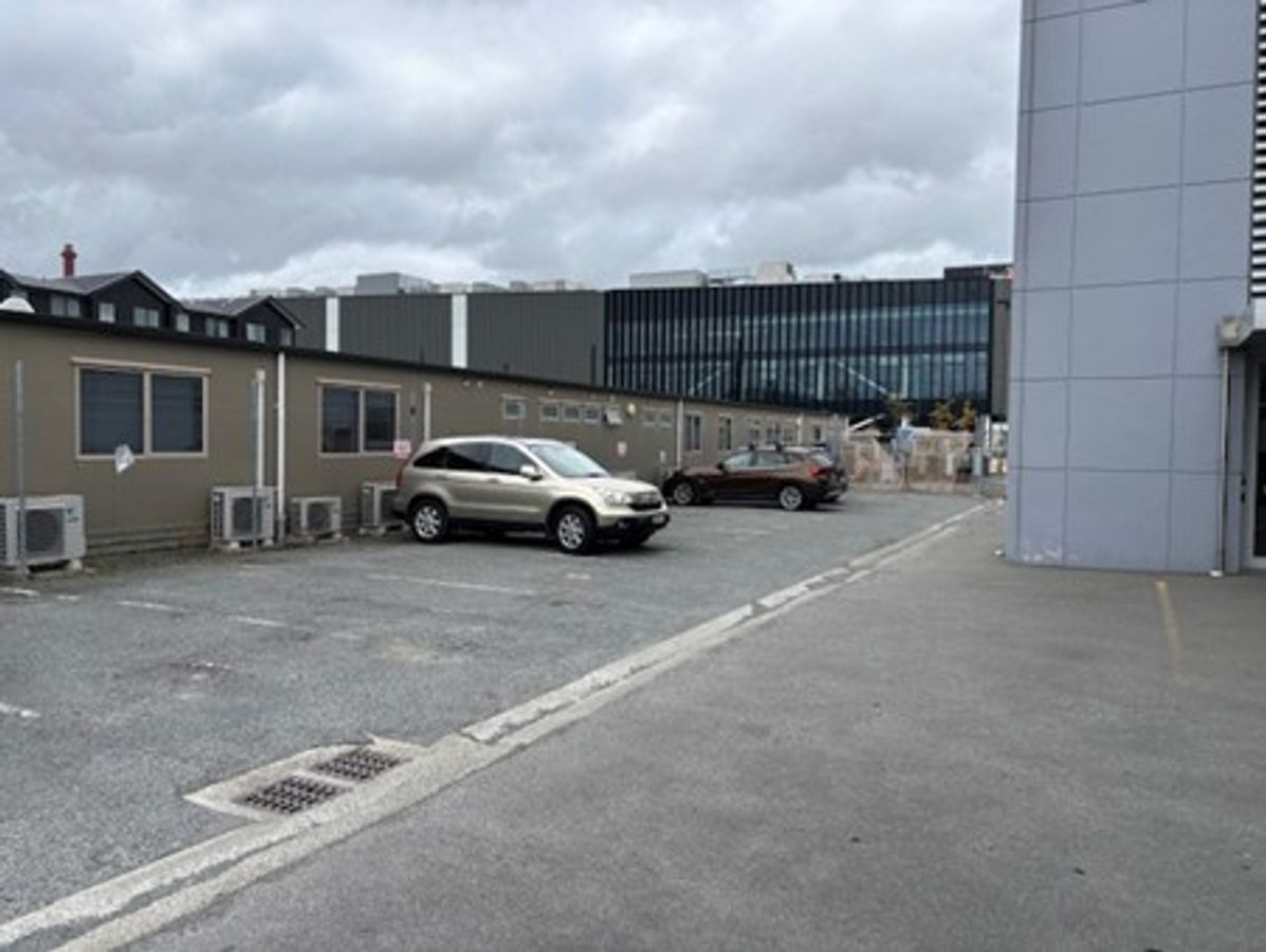 For Lease Medical Fit out/Office - Més