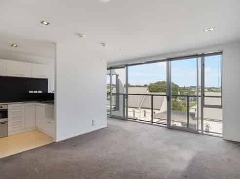 6/435W New North Road, Kingsland