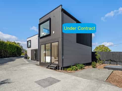 2/10 Hutchinsons Road, Bucklands Beach