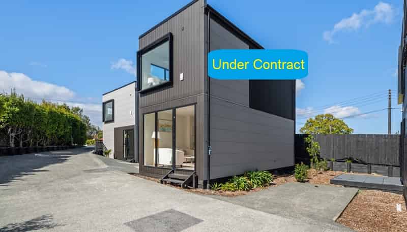 2/10 Hutchinsons Road, Bucklands Beach
