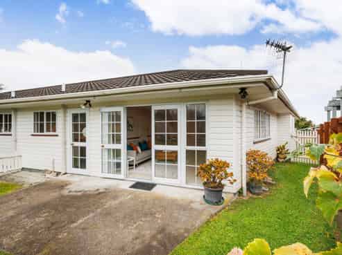 42A Pinedale Parade, Milson