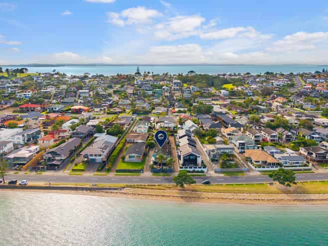 14 The Parade, Bucklands Beach