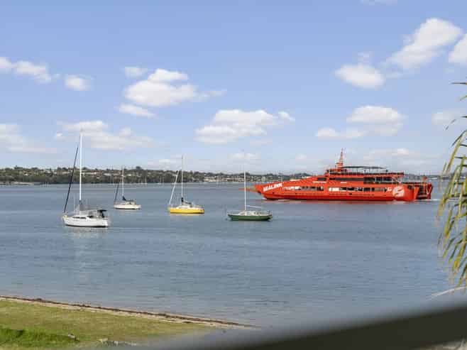 14 The Parade, Bucklands Beach