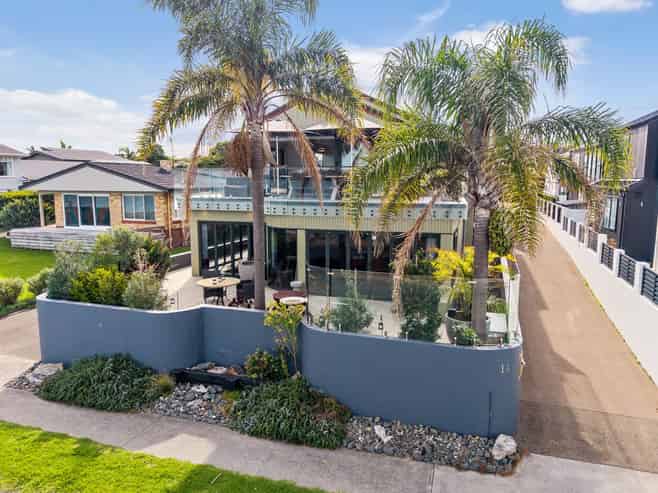 14 The Parade, Bucklands Beach