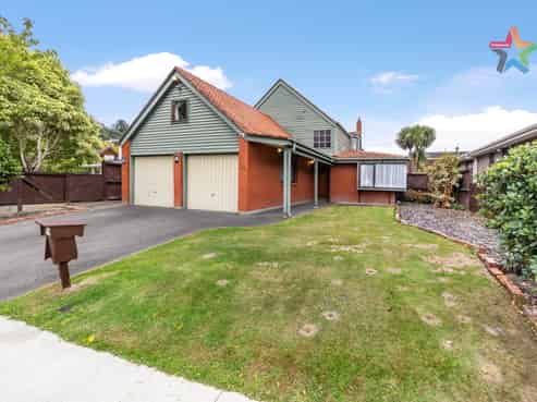 19 Mcenroe Grove, Naenae