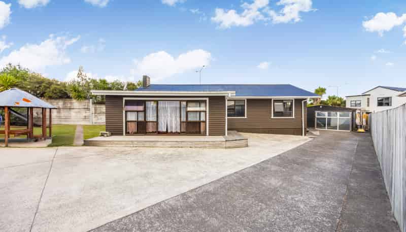 63 Myers Road, Manurewa