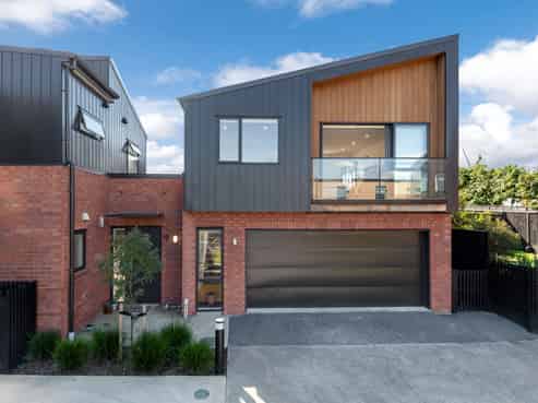 12 Mahinga Kai Way, Belmont