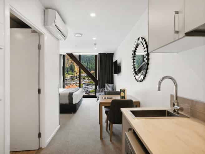 322/18 Frankton Road, Frankton