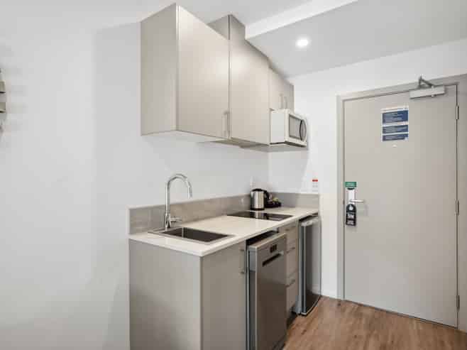 322/18 Frankton Road, Frankton