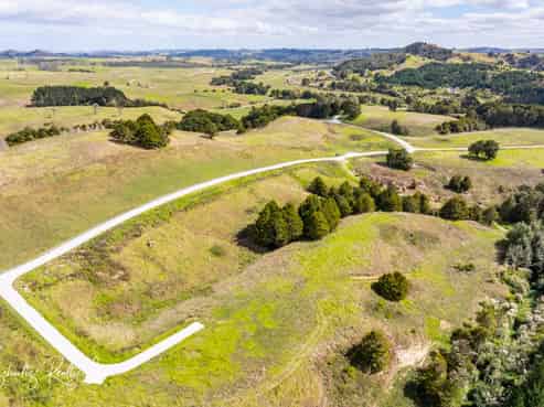  Whakapirau Road, Maungaturoto