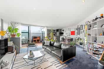 8/224 Jackson Street, Petone