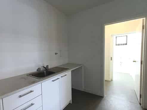 Premium Office Showroom Wairau 