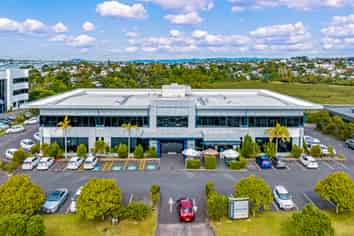 Standalone Building 1300 sqm tenancies