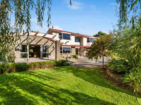 333 Devon Street West, New Plymouth Central