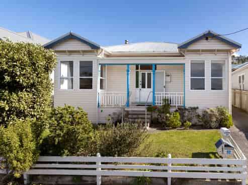 52 Freyberg Street, Lyall Bay