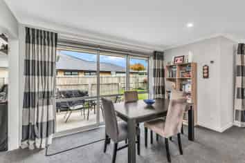25 Walter Place, KIRWEE