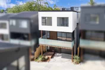 3/36 William Souter Street, Forrest Hill