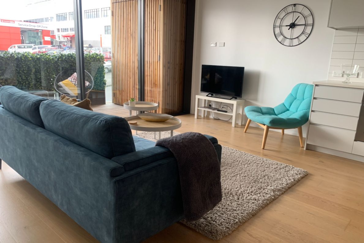 Large Furnished Apartment - Short Term to Nov 2025 - Prikaz 4