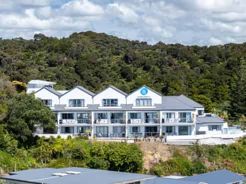 Bay of Islands best view? Blue Pacific Apartments