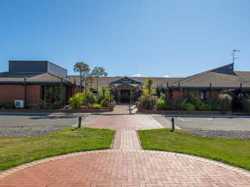Iconic Marlborough Riverside Hotel