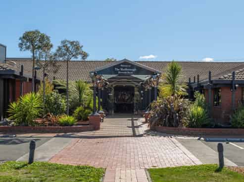 Iconic Marlborough Riverside Hotel