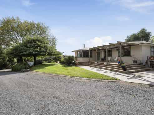 85 Paparamu Road, Tirau